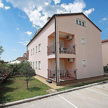 Apartment Bilic With Balcony Porec Esterno foto
