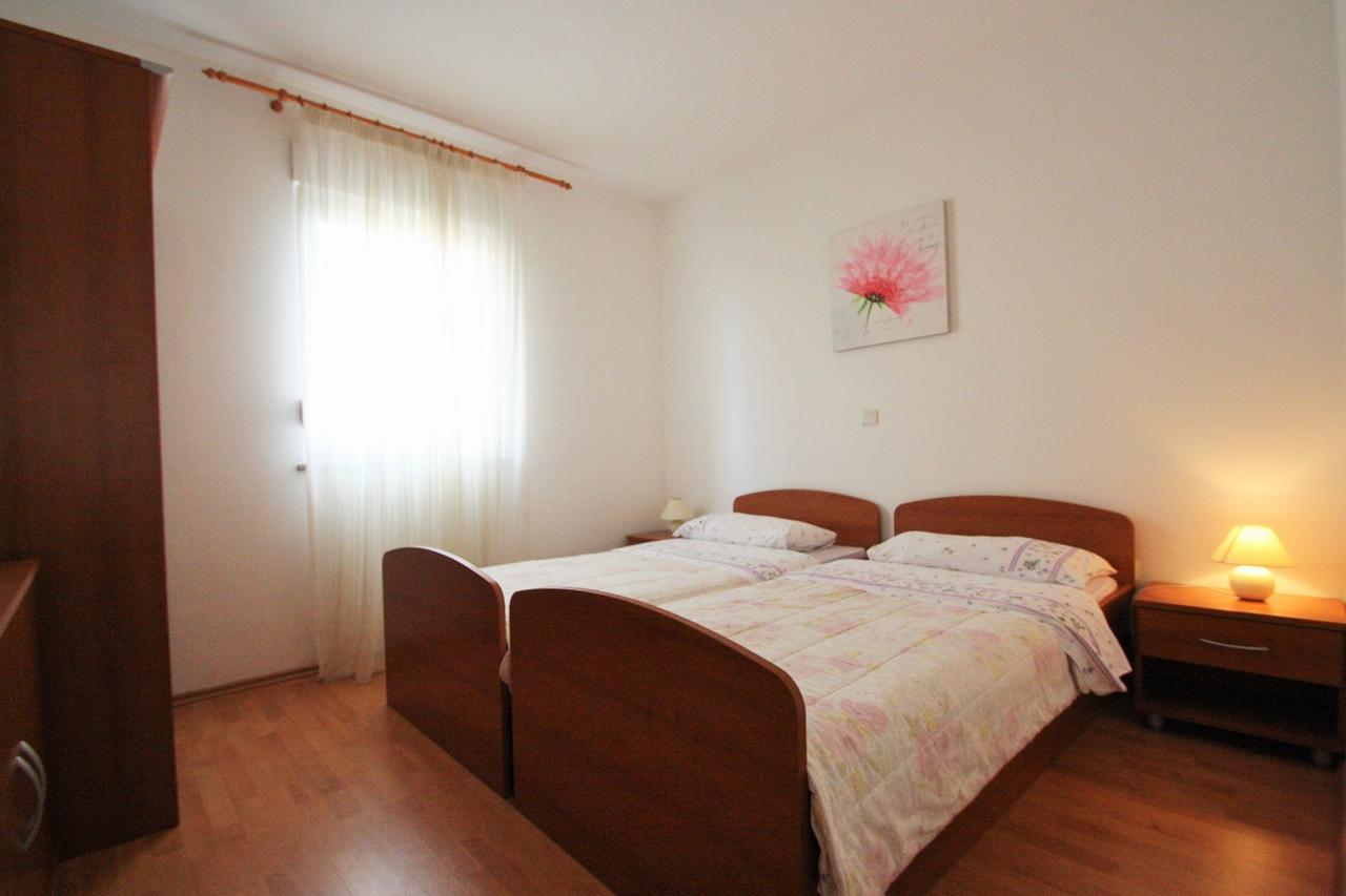 Apartment Bilic With Balcony Porec Esterno foto