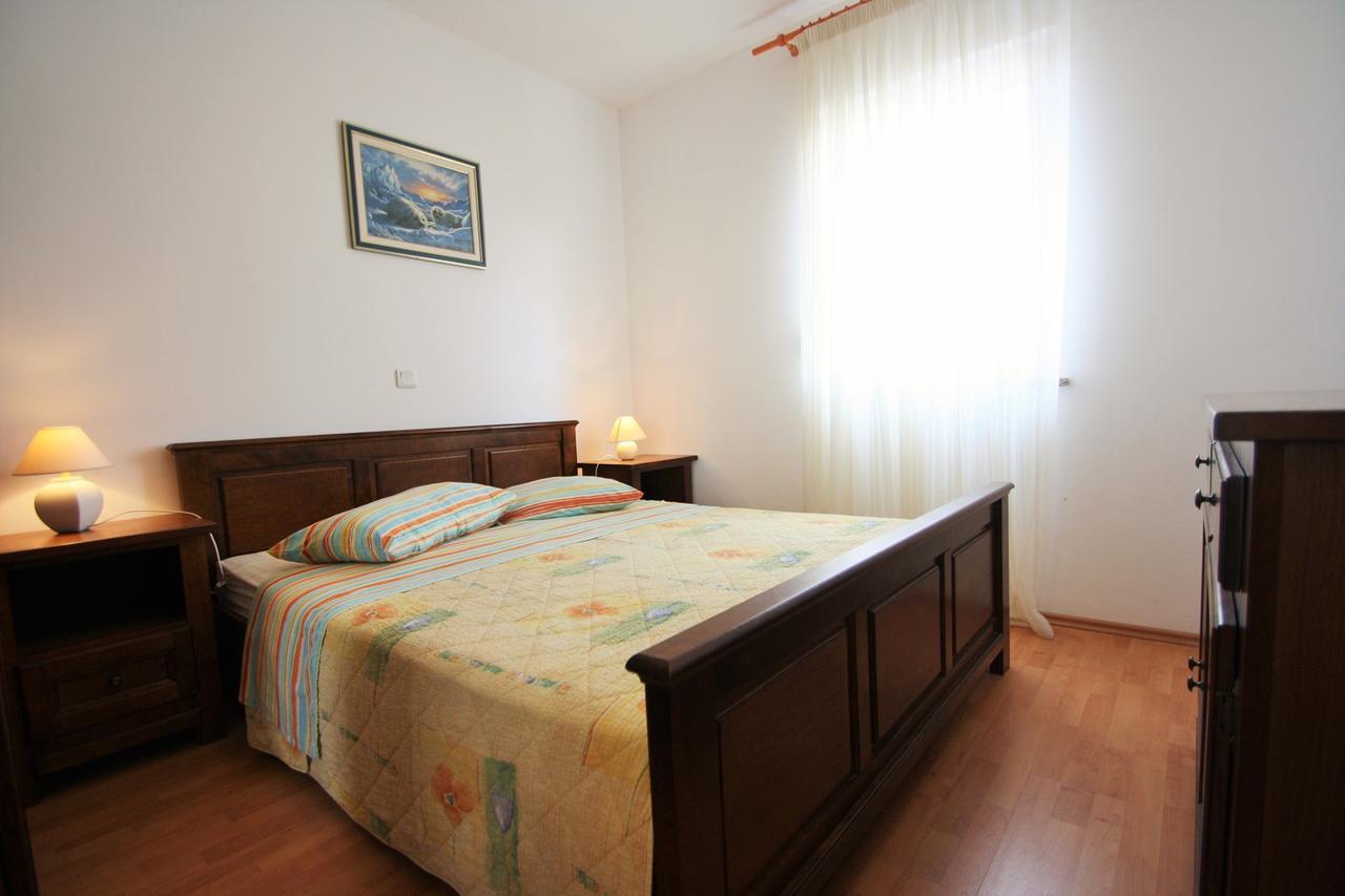 Apartment Bilic With Balcony Porec Esterno foto