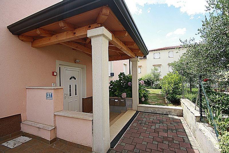 Apartment Bilic With Balcony Porec Esterno foto